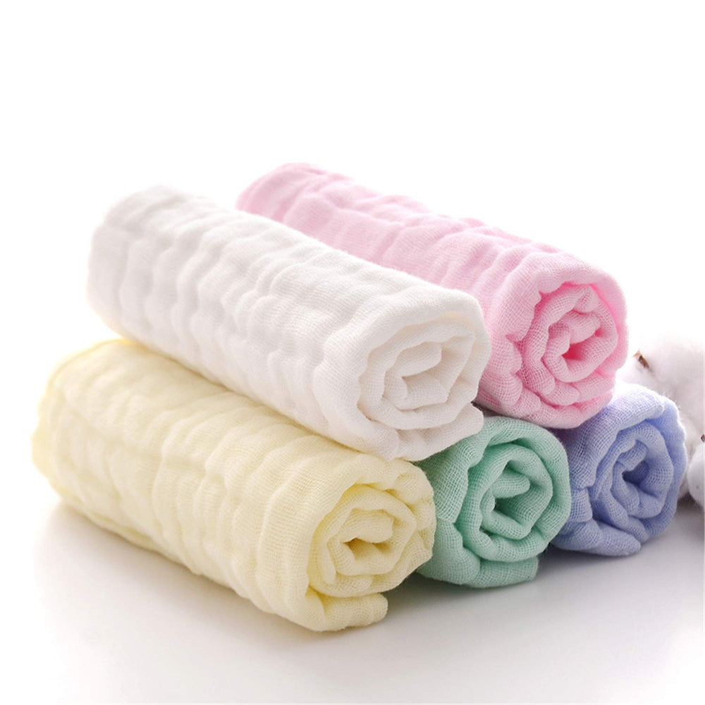 MUKIN gender-neutral washcloths versatile for bath time and gentle cleanup.