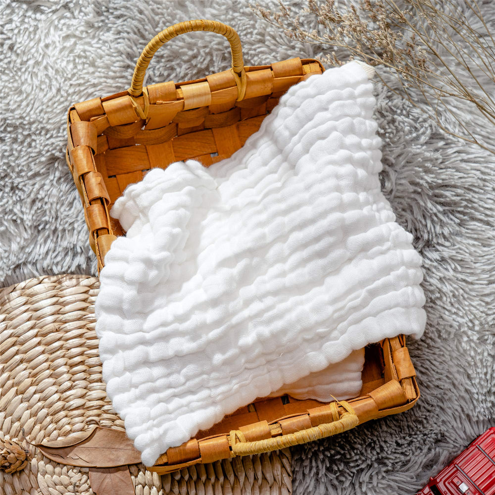 MUKIN double-layer muslin demonstrates durability after washing.