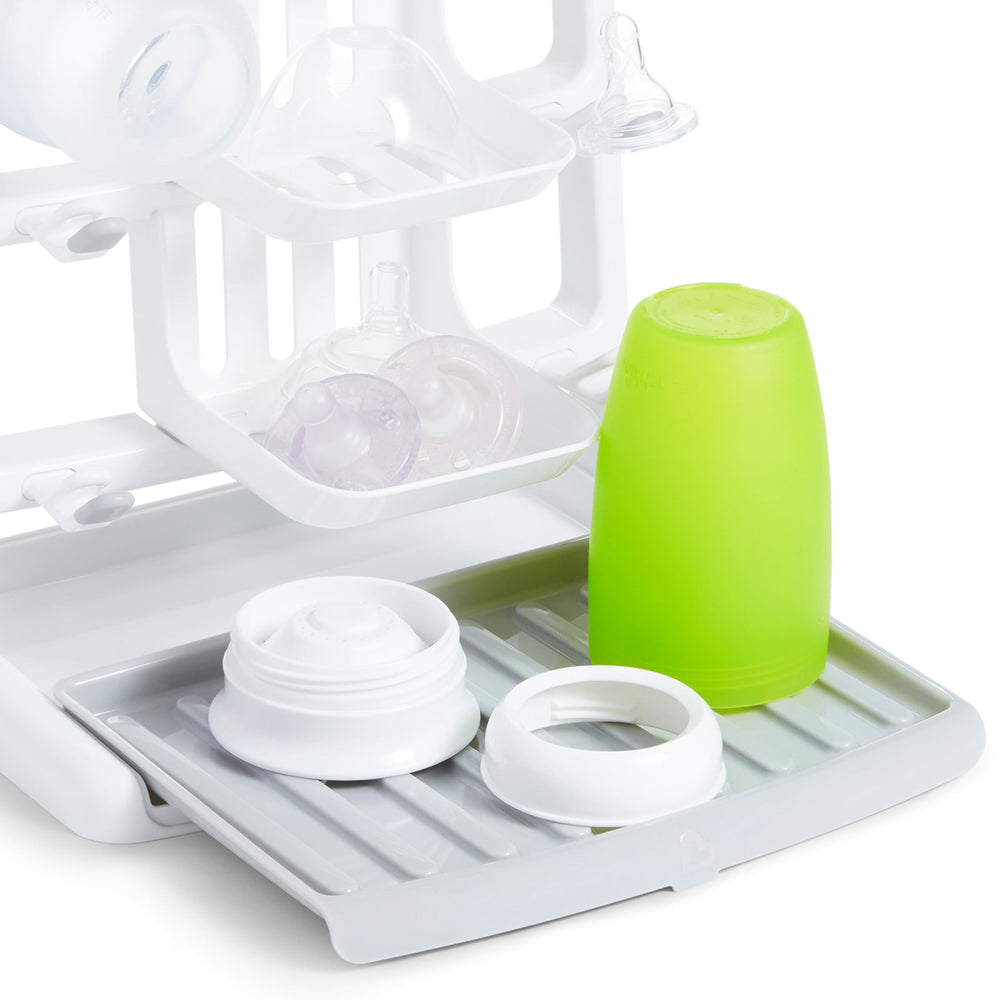Munchkin Tidy Dry sturdy base communicates stable drying performance on any counter