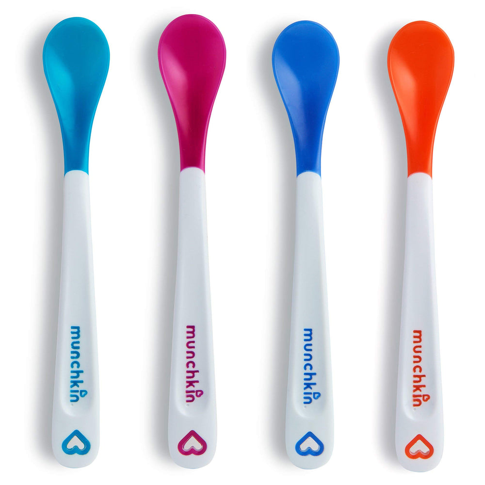 Munchkin White Hot spoon tip indicator shows when food is too hot for baby's bite.