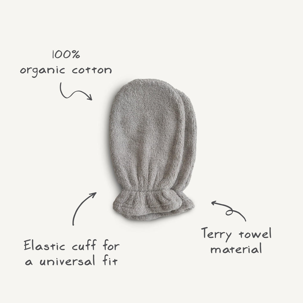 Mushie pack-2 gray baby mitts offer everyday bath routine.