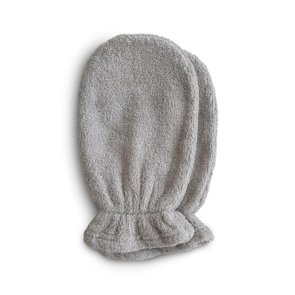 Mushie Baby Bath Mitt Gray pack 2 front view shows gentle cleansing for delicate skin.