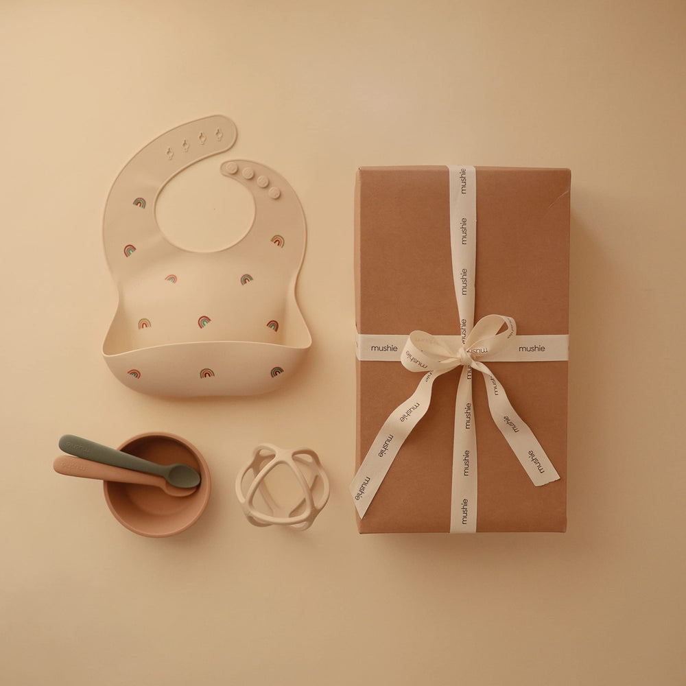 Mushie silicone bib easy-clean surface wipes clean after meals