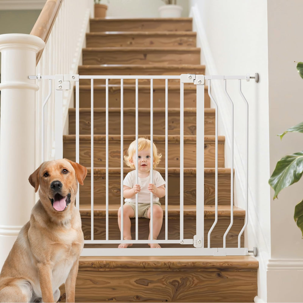 Mutak baby gate 29-43 wide doorway with clear passage for easy baby handling.