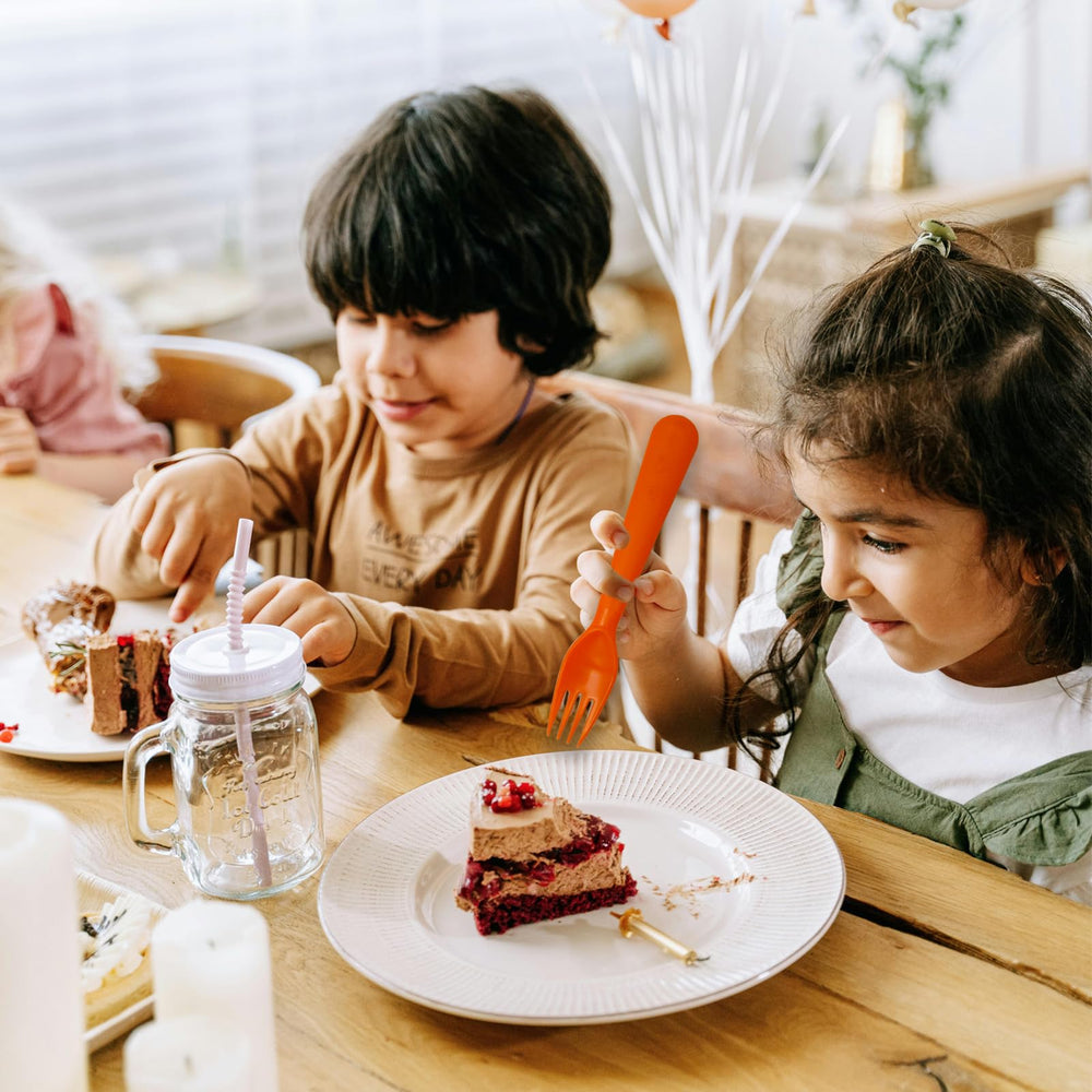 Muulaii lunchbox-friendly utensils travel well for school lunches.