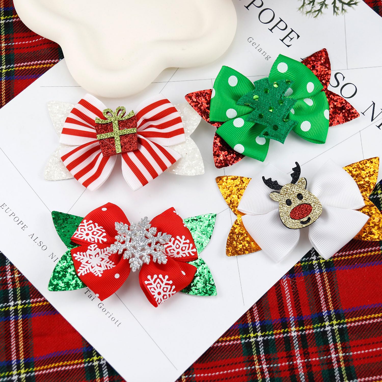 Muumoo gold canvas bow clip adds festive shimmer.