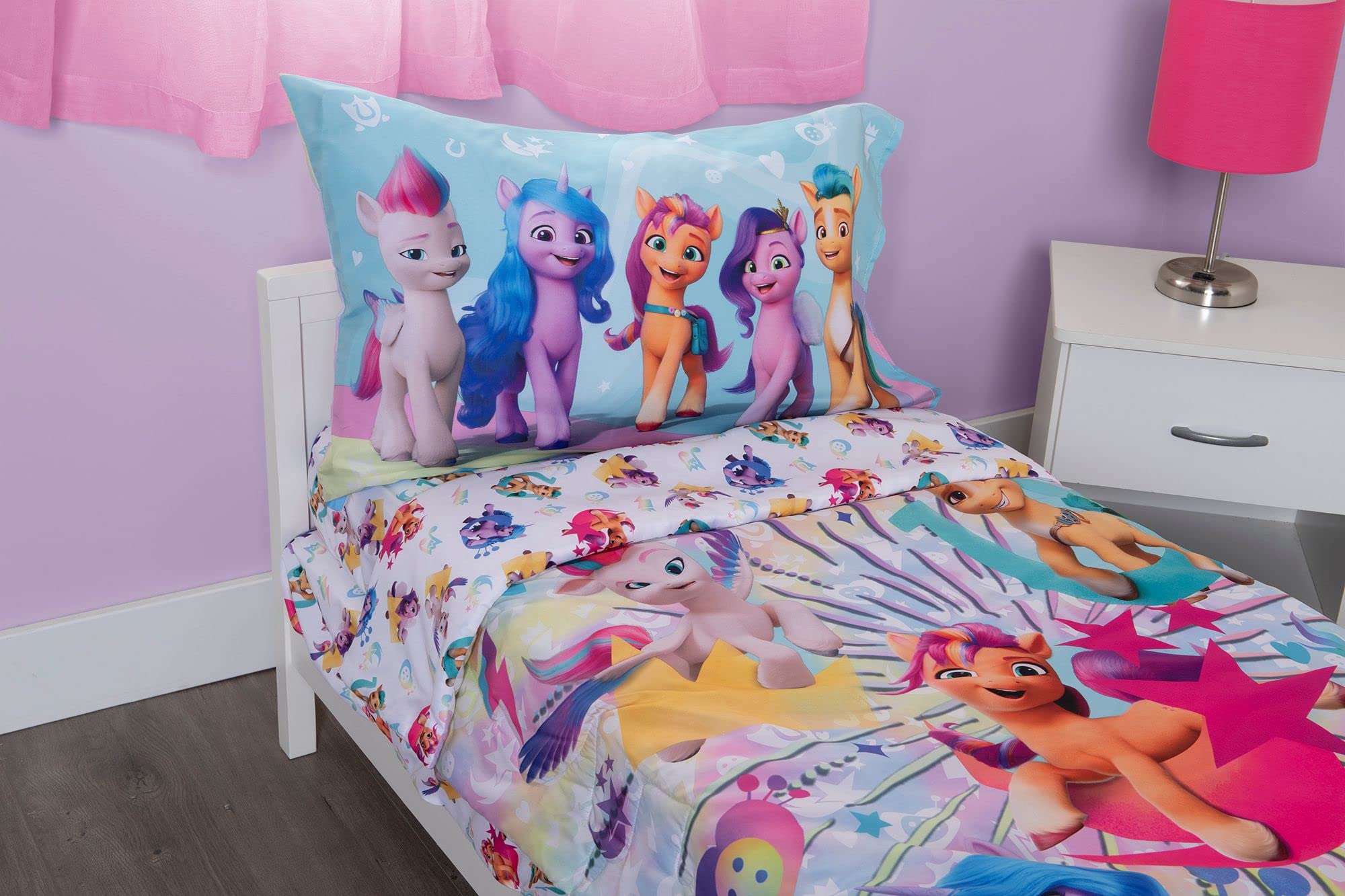 My Little Pony fitted sheet bright print supports kid-friendly sleep setup and easy dressing.