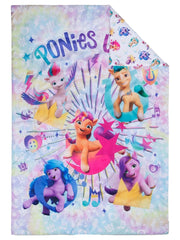 My Little Pony pillowcase reversible design supports fun, colorful transitions between day and night.