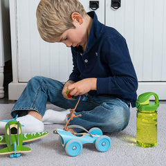 Nalgene Kids Sustain Grip-N-Gulp lid close-up shows leak-proof design with soft mouthpiece.