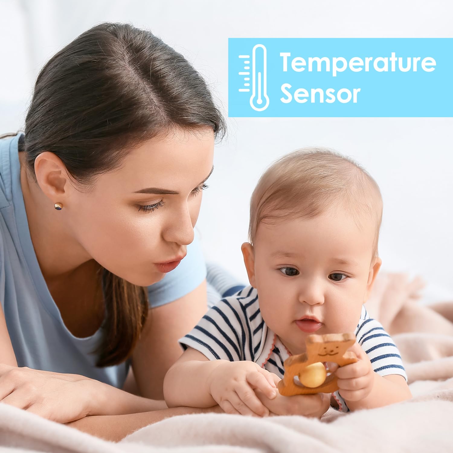 nannio-two-way-audio feature illustration showcases parent-child communication from anywhere