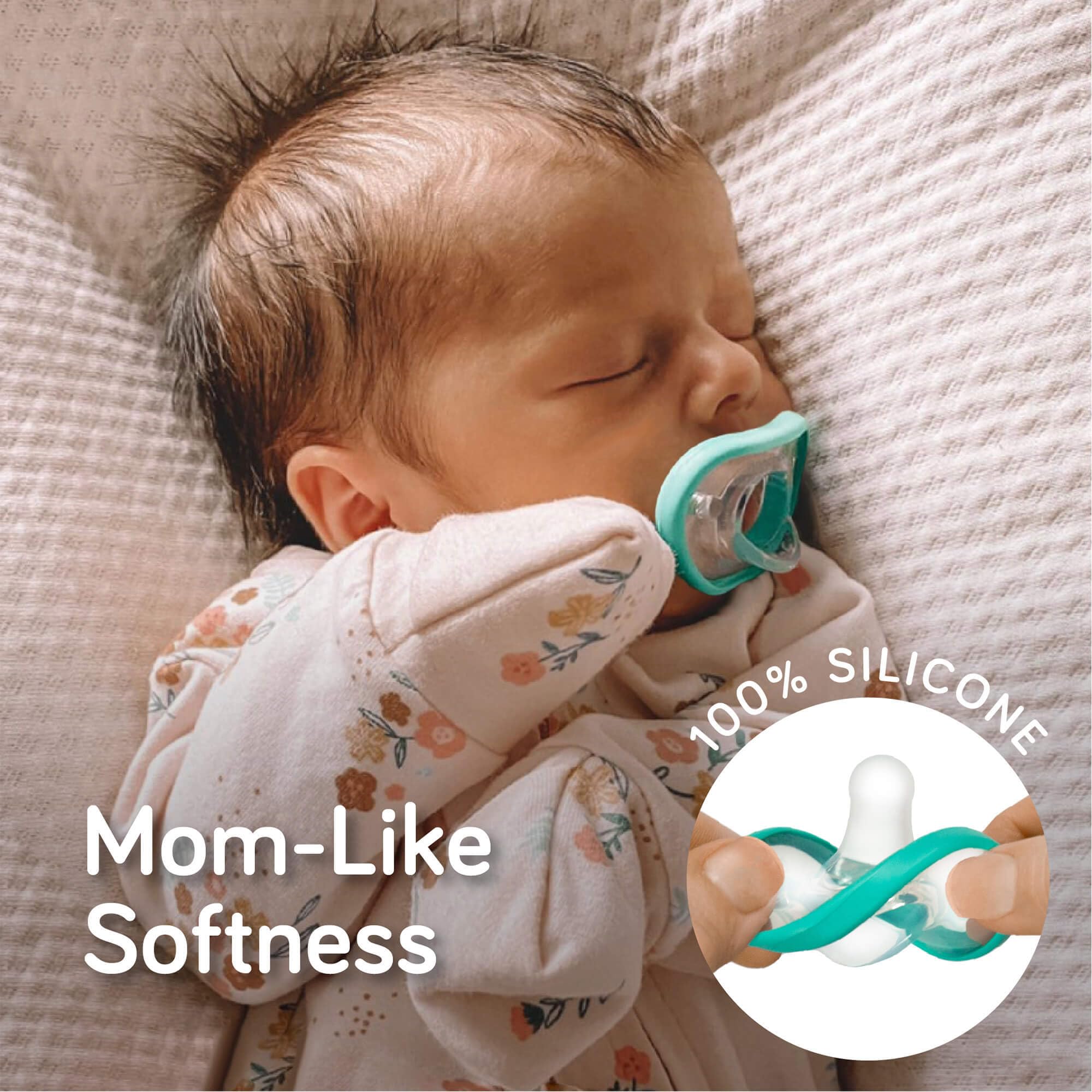 Nanobébé slow flow nipples designed for newborn feeding.