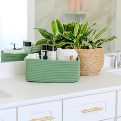 NaturalCozy hidden reinforced handles integrated for easy lifting.