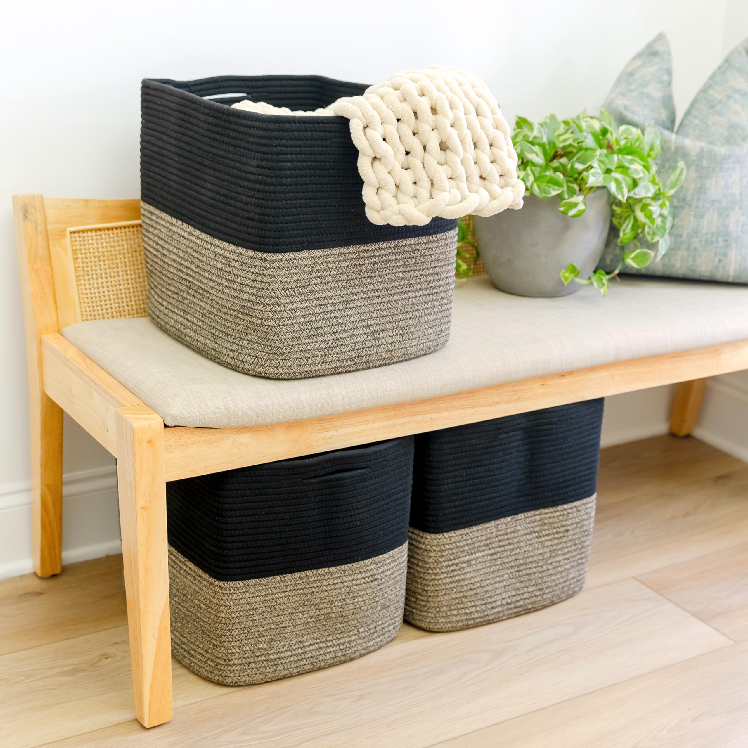 NaturalCozy bin-ready-to-gift showcases gift-ready packaging with leaf motif.