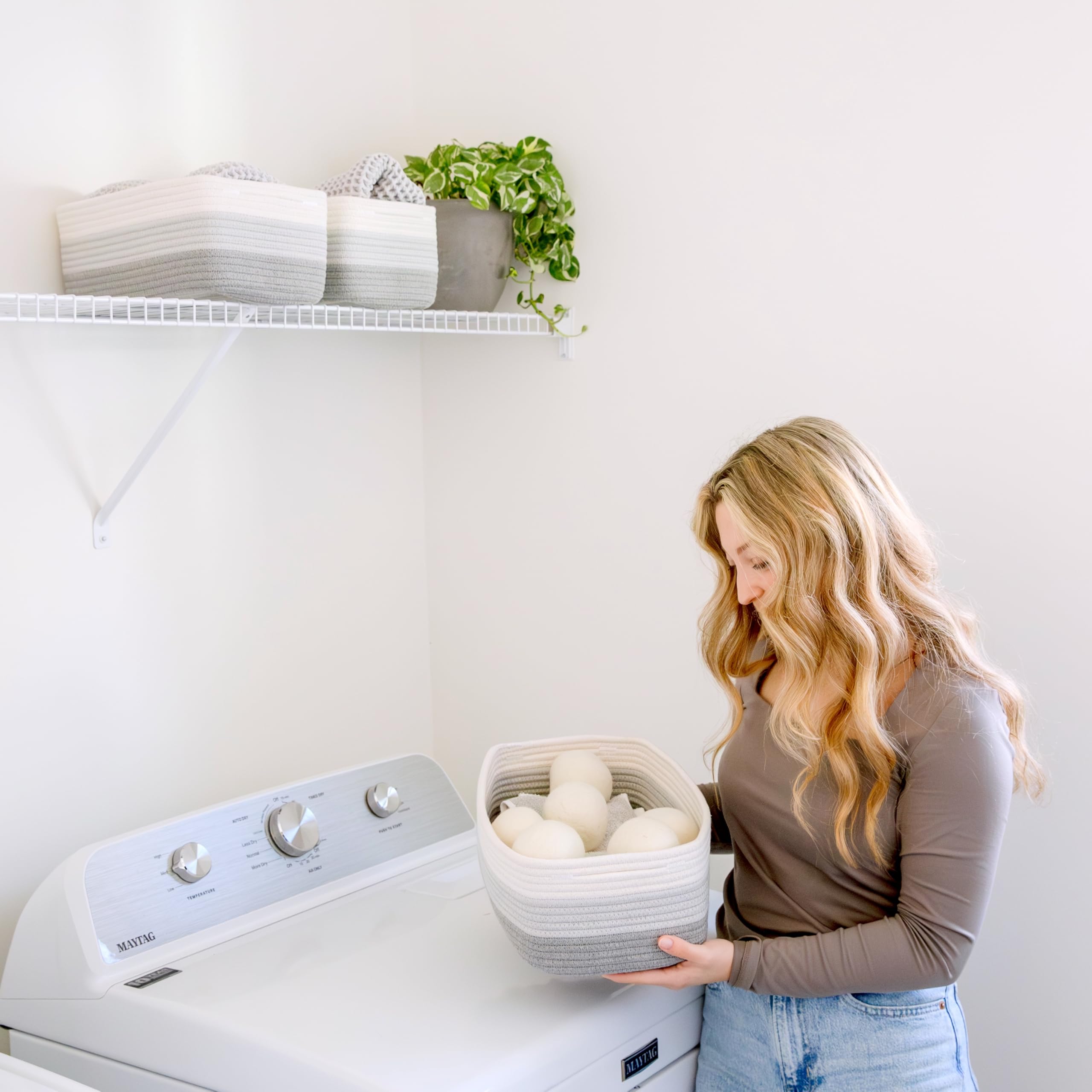 NaturalCozy gift packaging with leaf design makes gifting easy.