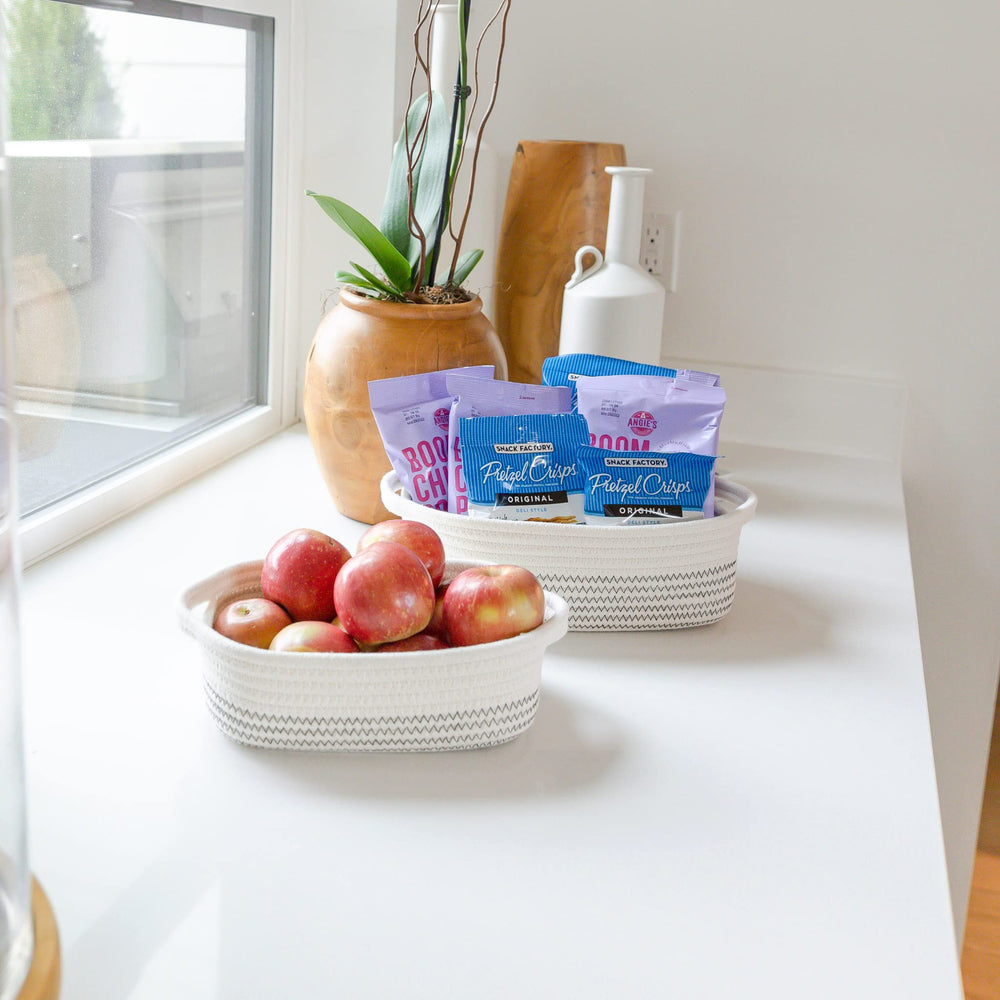 NaturalCozy rectangle basket set largest demonstrates large-capacity storage for toys or fruits.