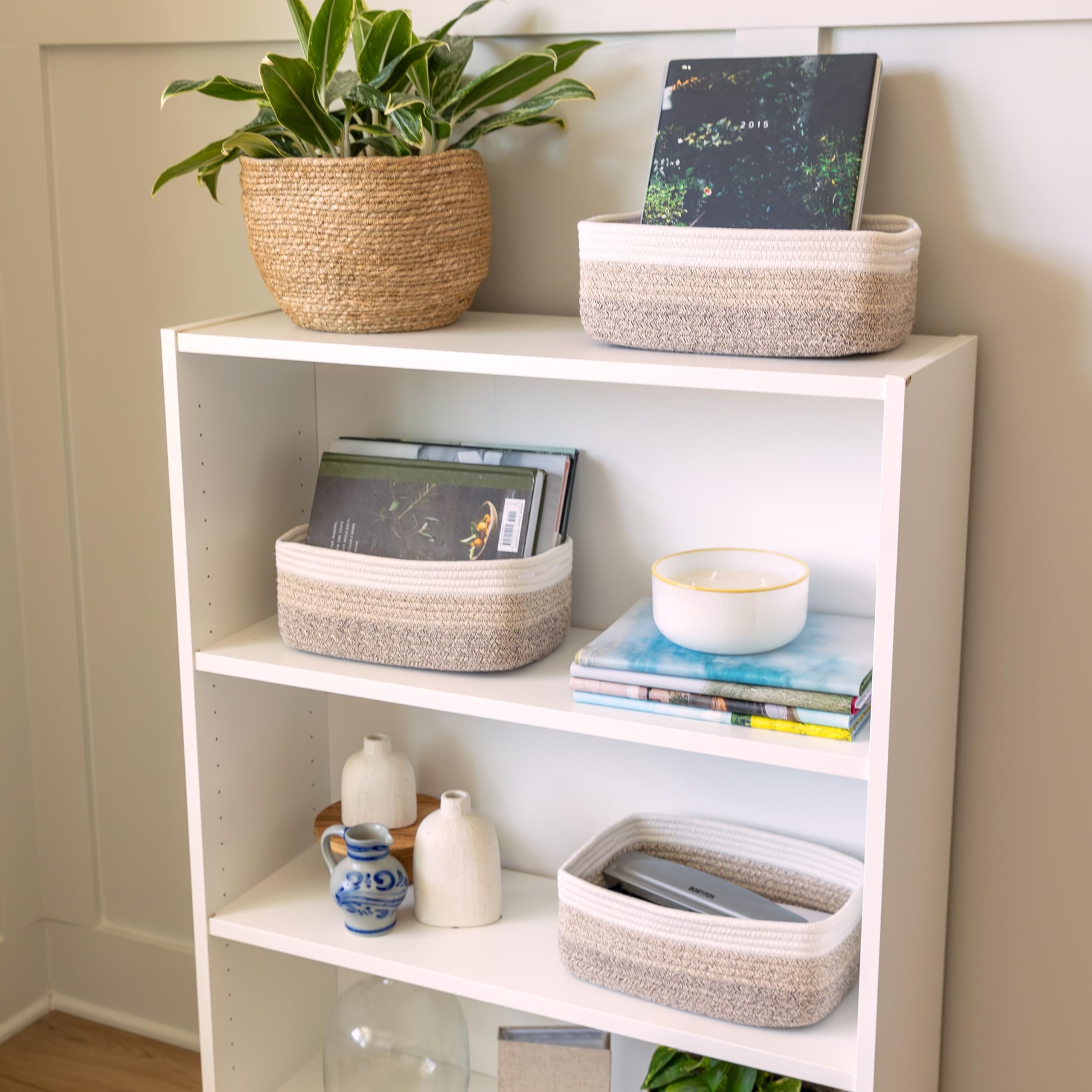 NaturalCozy storage basket toy storage keeps kids' items organized and accessible.