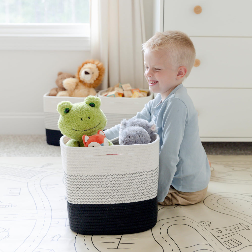 NaturalCozy kids room organization with storage cubes on a shelf