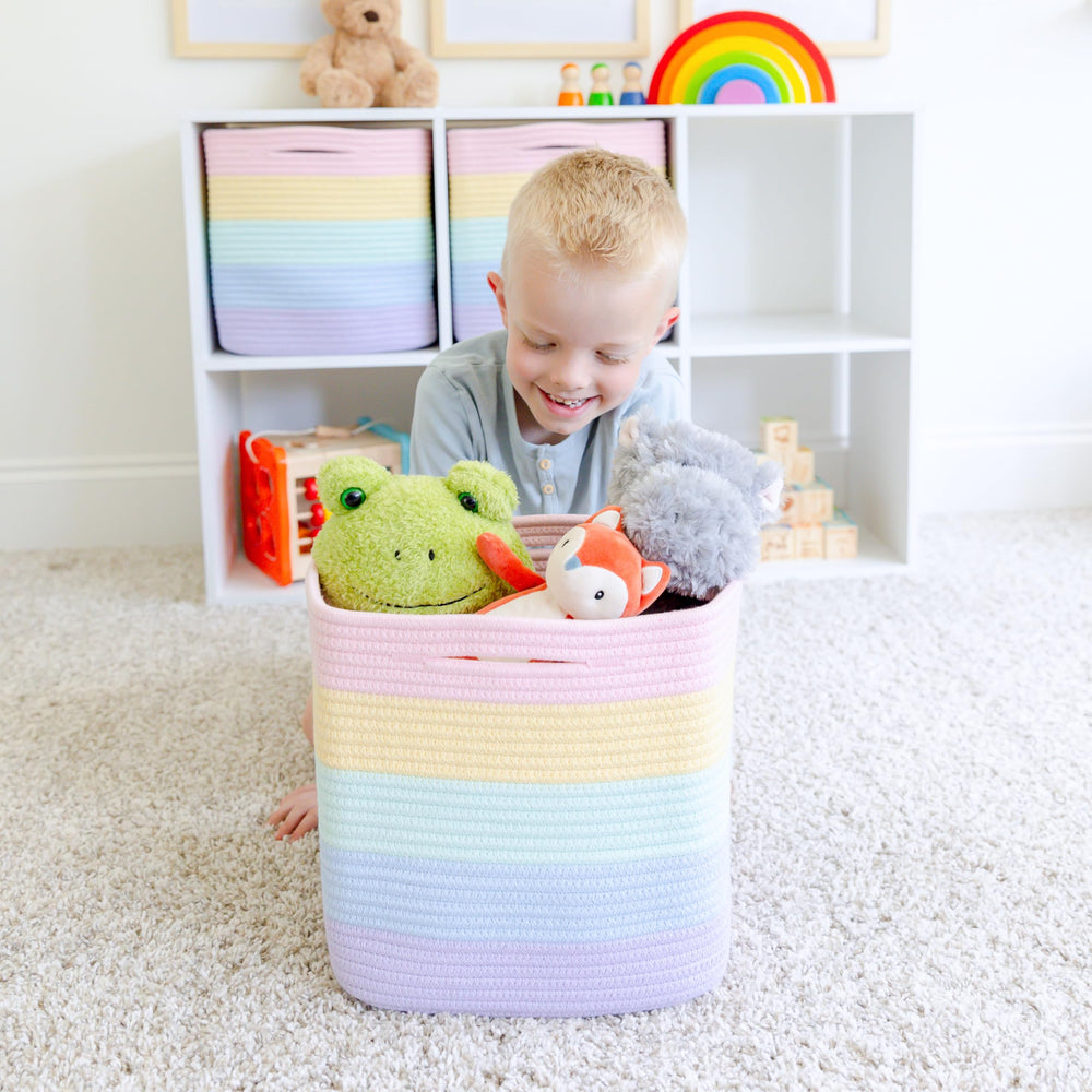 NaturalCozy reinforced handles support heavier loads for daily organizing
