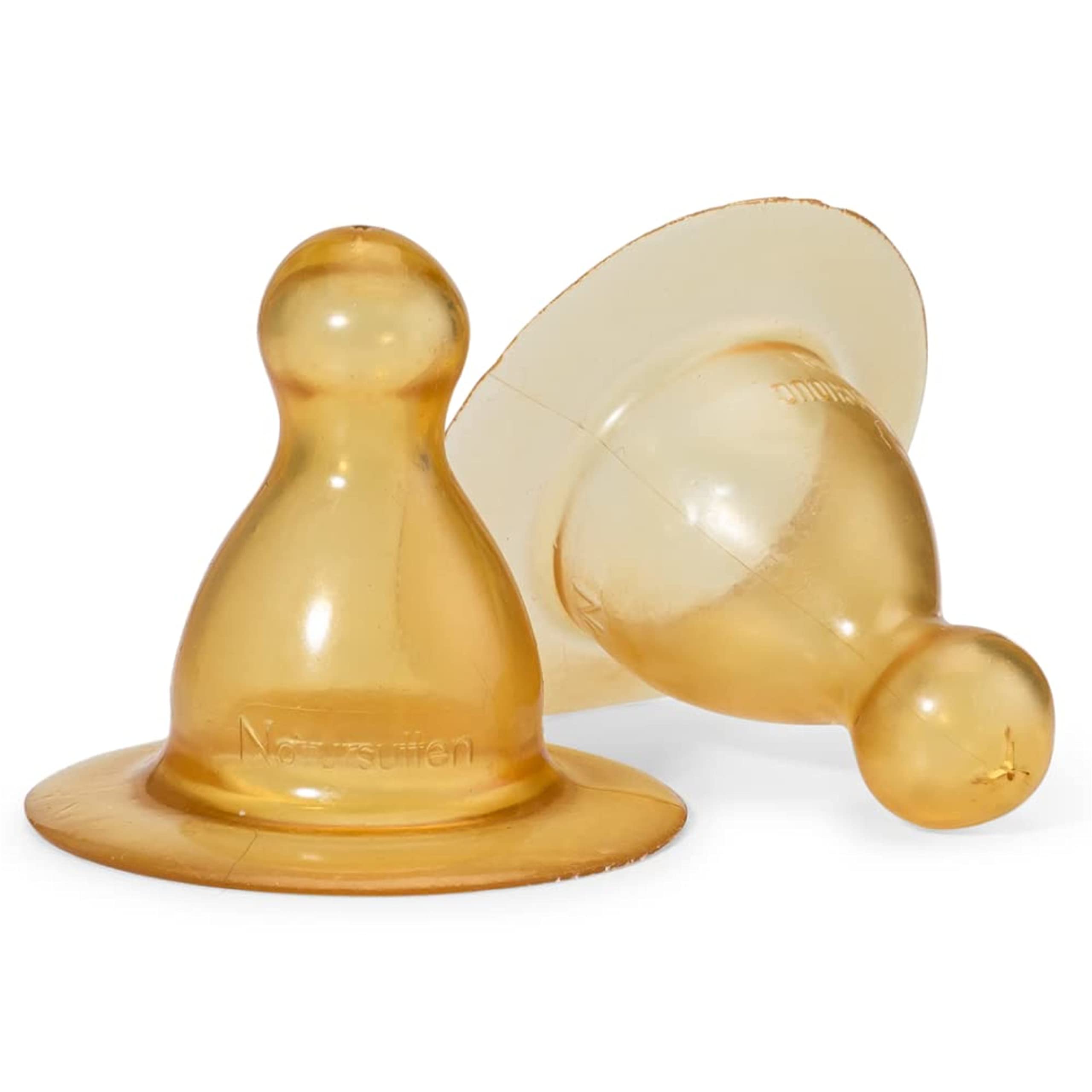 Natursutten fast-flow nipple closeup shows natural rubber softness for baby comfort.