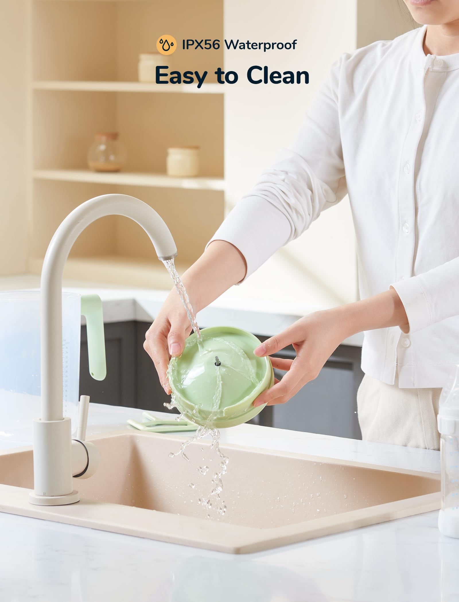 NehNeh Baby multifunction blender handles powders and juices easily.