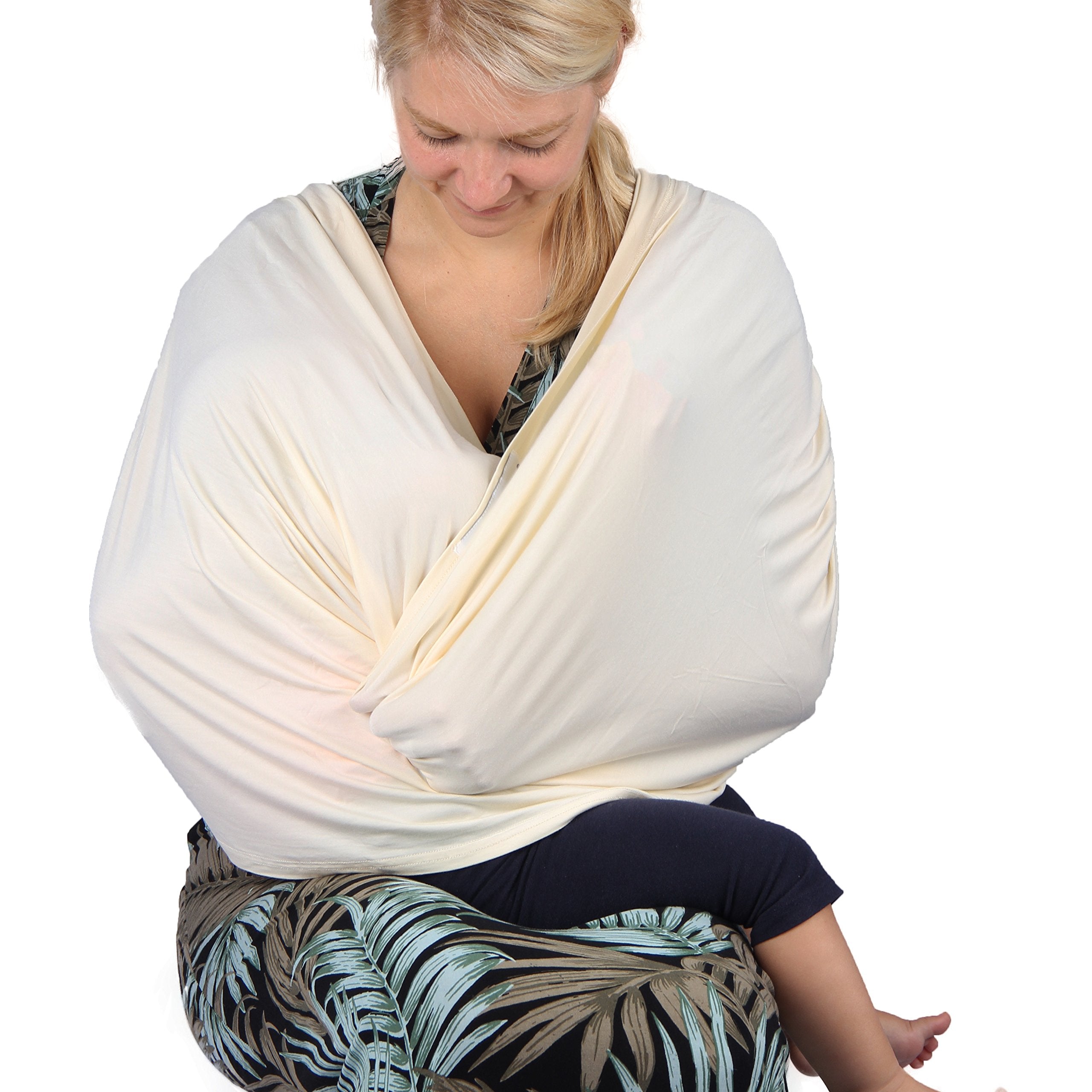 NeoTech Care nursing-cover setup demonstrates easy drape and secure coverage.