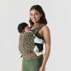 Nest Blanche cozy wrap brown zebra pattern for stylish everyday wear.