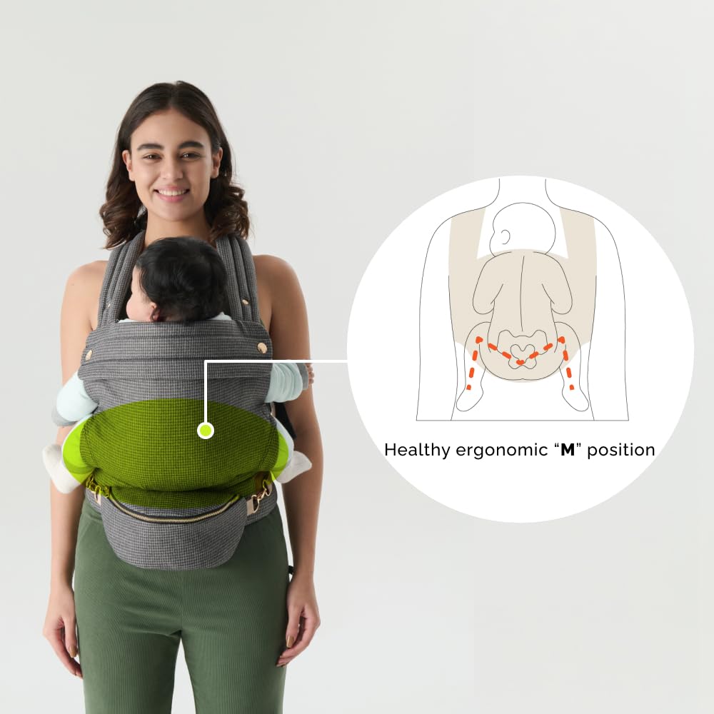 ·NEST BLANCHE· ergonomic baby carrier back view demonstrating balanced weight distribution on shoulders.
