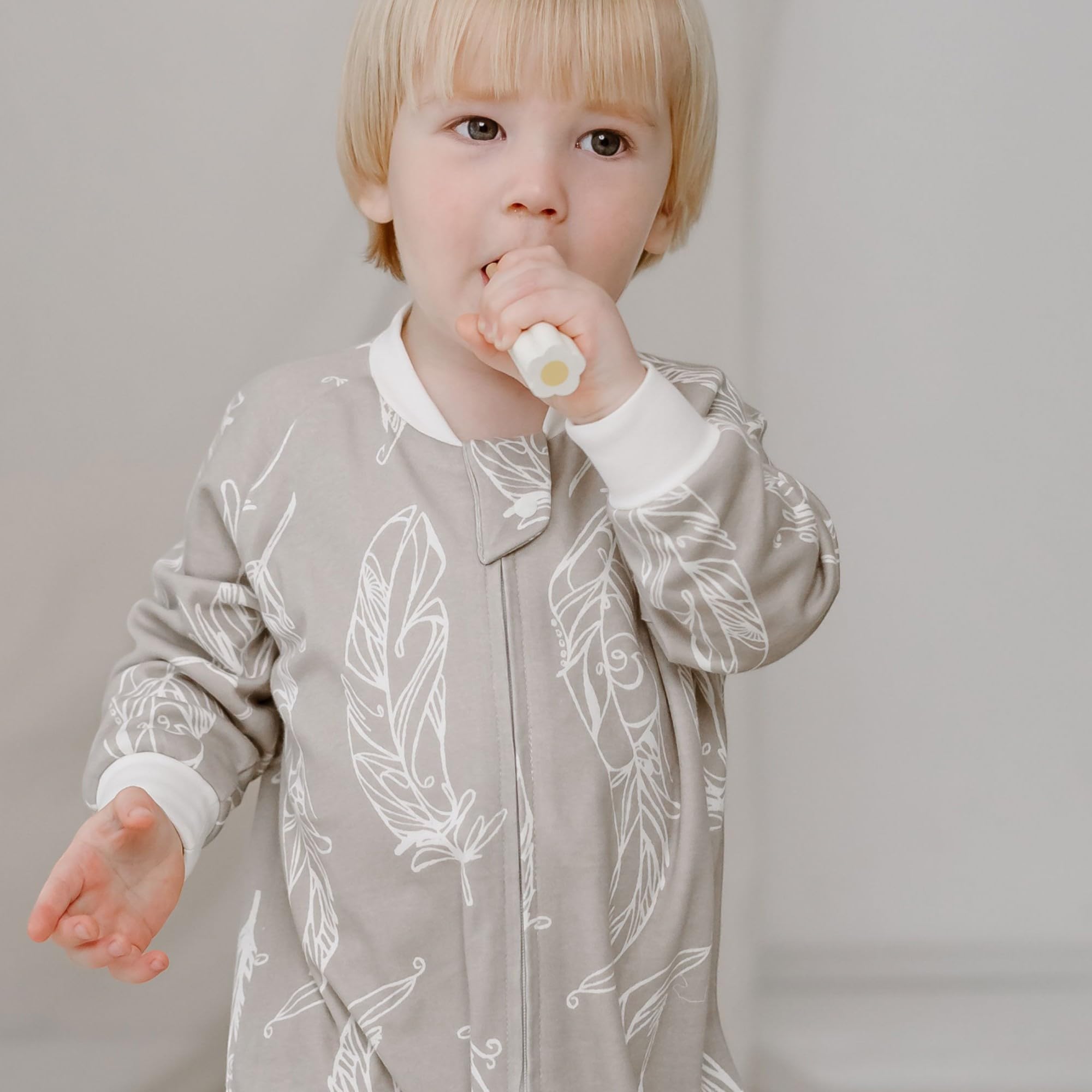 Nest Designs sleeve-footed design promotes cozy sleep for toddlers up to 6 years.