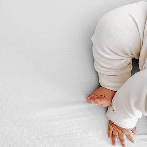 Newton Baby GOTS-certified sheet with organic production standards