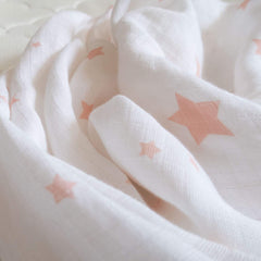 Newton Baby fitted sheets with elastic fit provide a snug bedtime surface