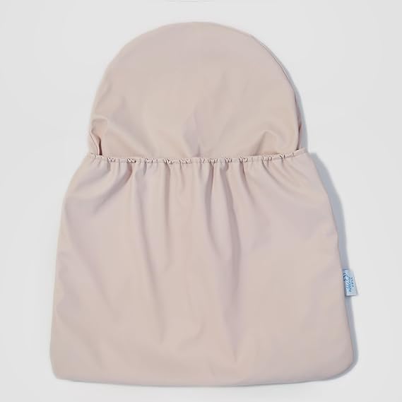 Nibble and Rest highchair pocket attached to Antilop back for quick-access feeding essentials.