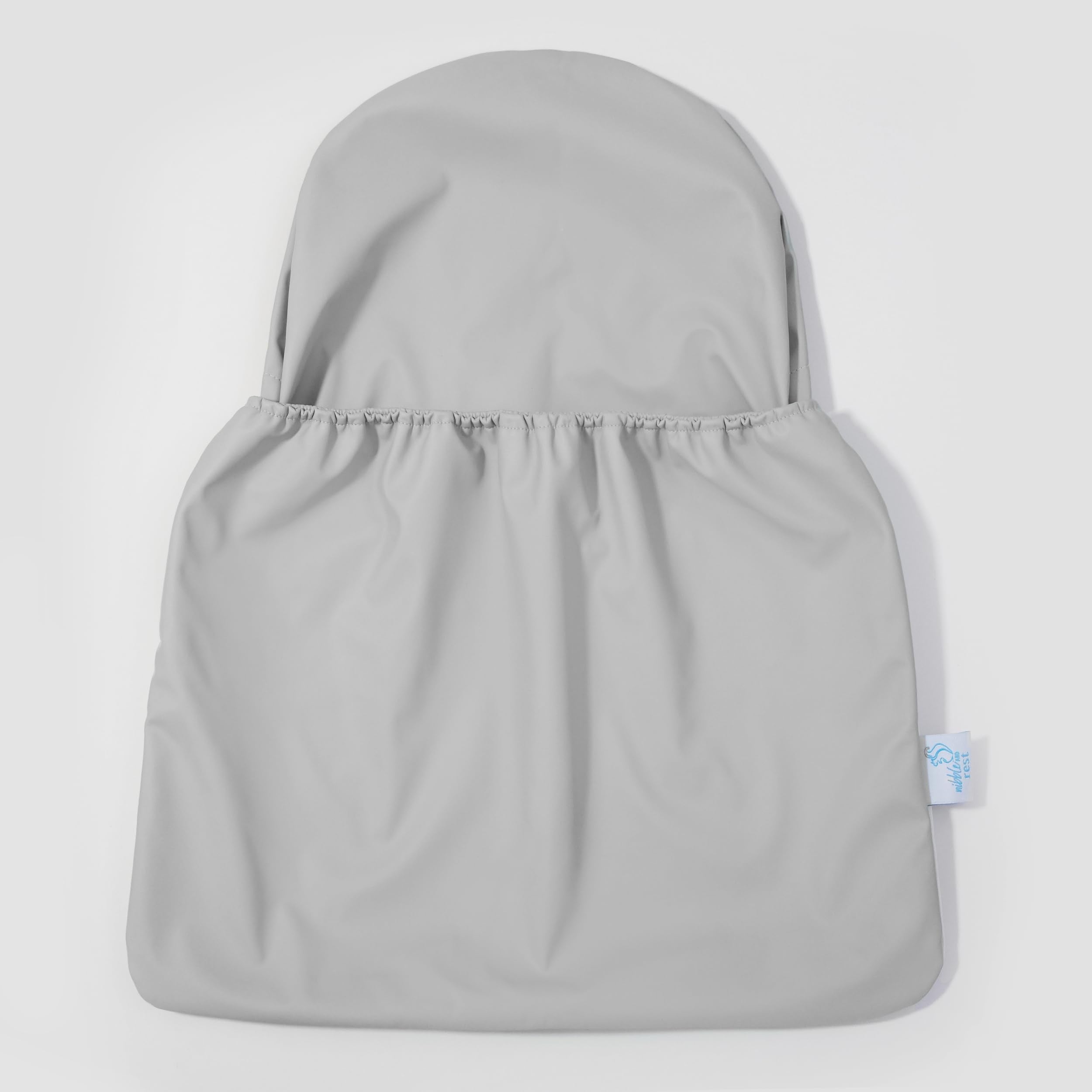 Nibble and Rest over-antiloop attachment detail shows snug compatibility during meals