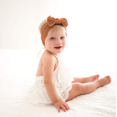 Niceye baby girls headband with pink bow, gentle support for daily wear and photos