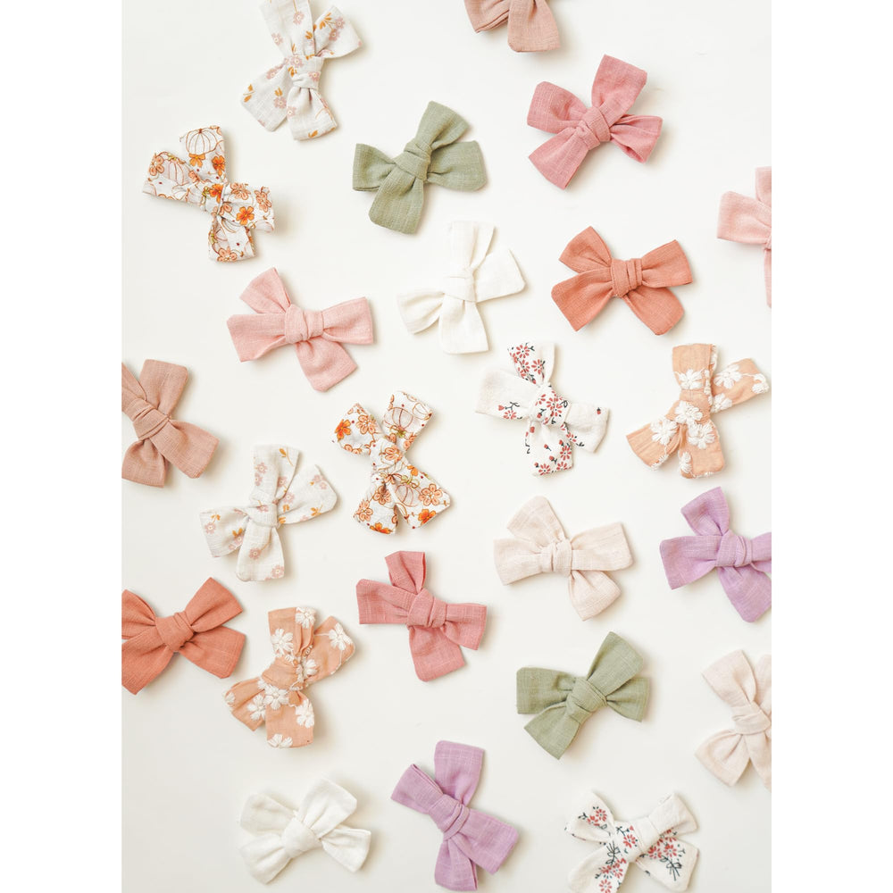 Niceye clips styled with outfits to complete cute looks.