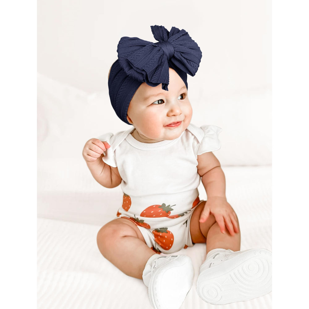 Niceye six-color set emphasizes versatile outfits and playful photoshoots with coordinated bows.