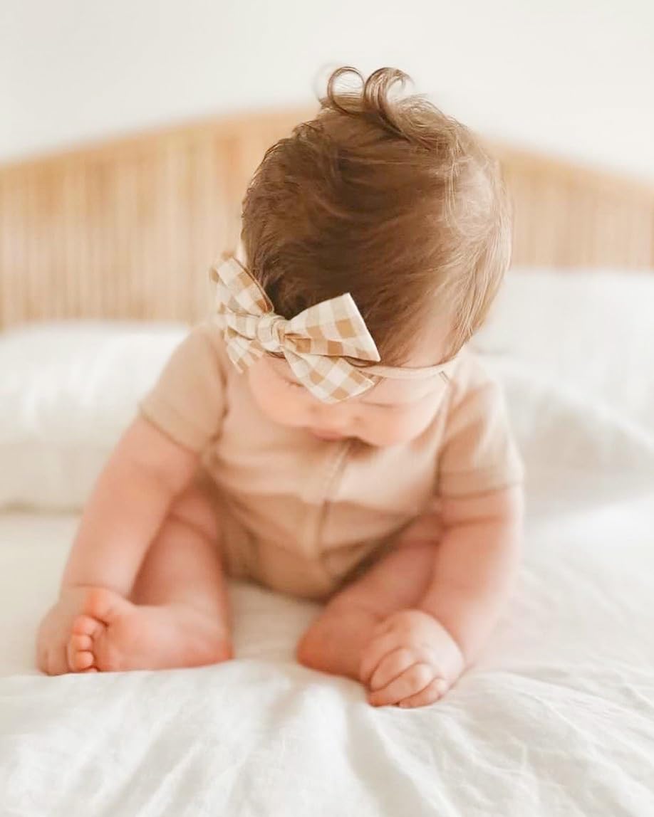 Niceye bow-headband detail showcases cotton-linen textures for soft touch.