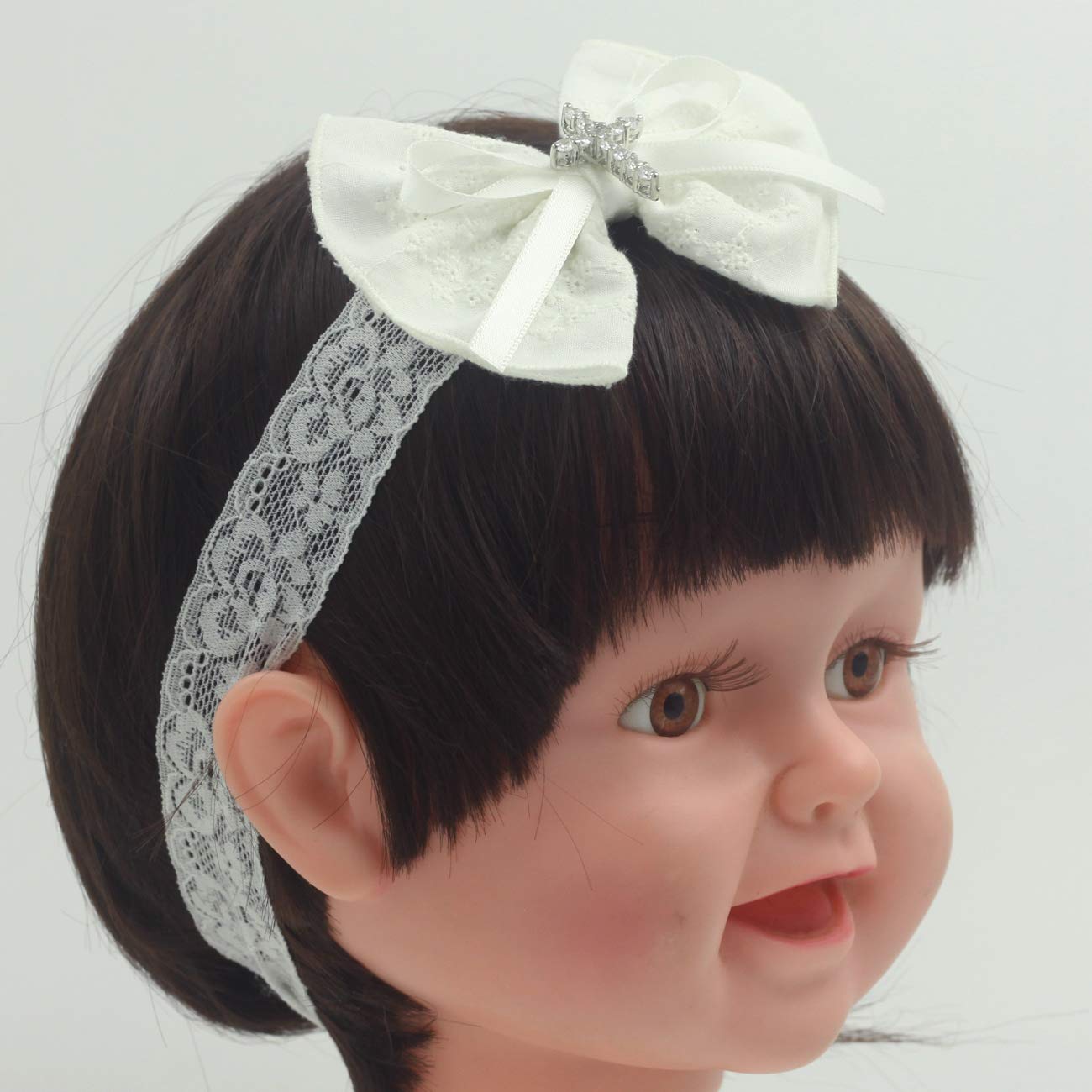 Nihao Baby easy-care materials make dressing moments effortless and pleasant.