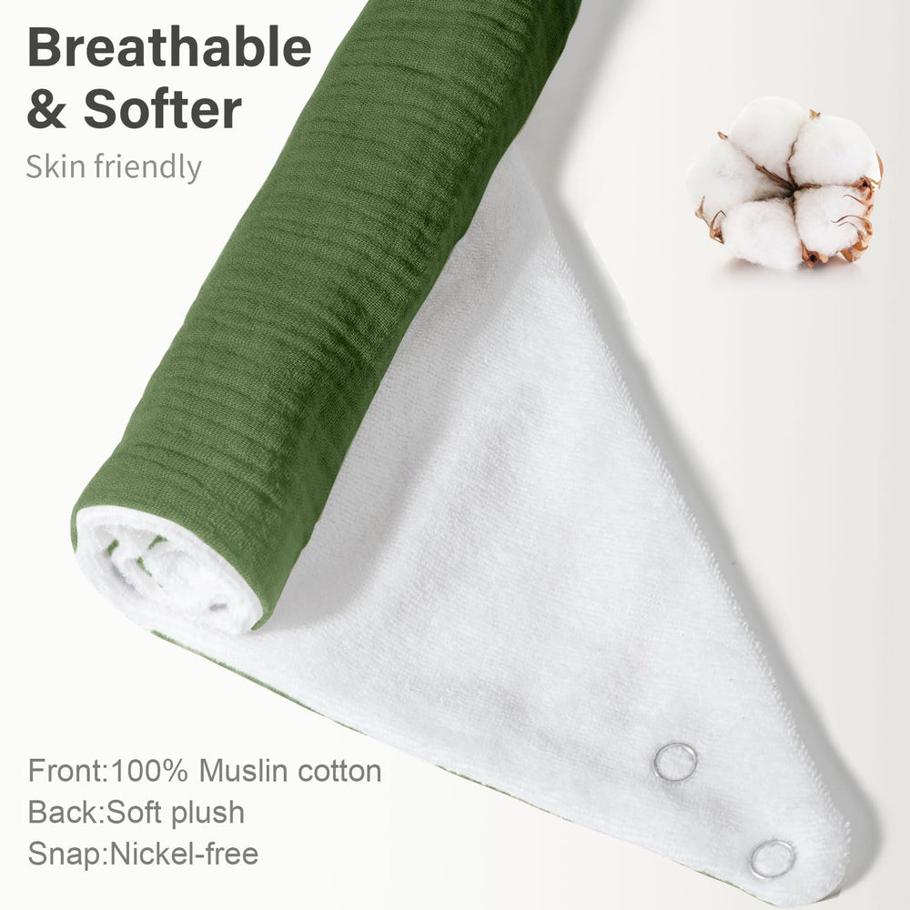 NISXABEBE bib with adjustable nickel-free snaps for a secure, comfortable fit.