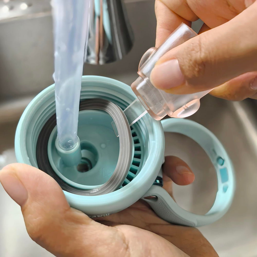NiuXTool nylon groove brush cleans lids and grooves.