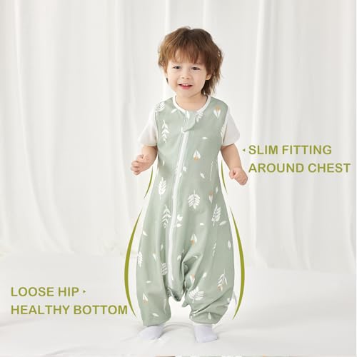 Nivolltha sleep sack with legs 0.5 tog soft organic cotton fabric close-up
