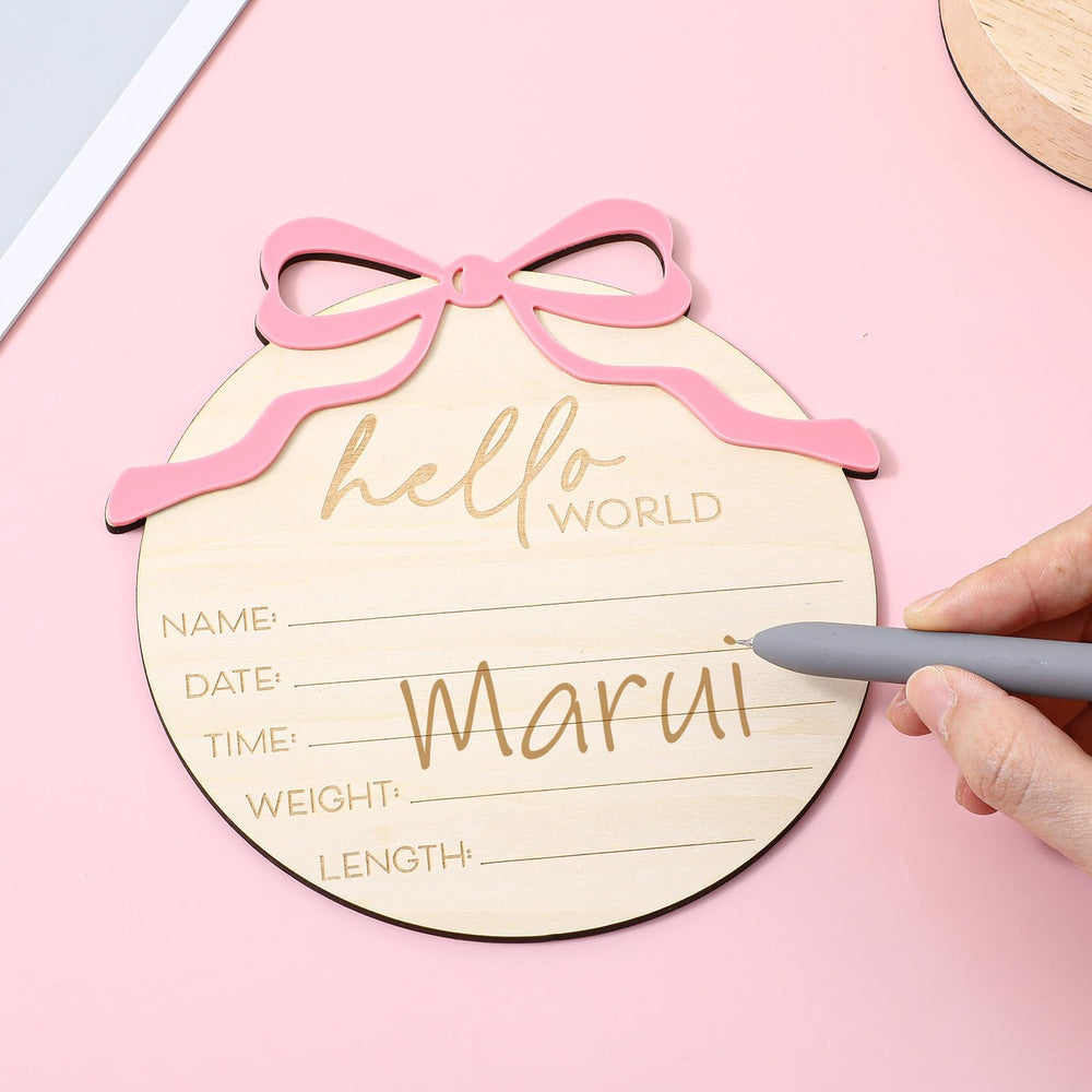 Nogeqi newborn-photo-prop-sign is ideal for hospital shoots and nursery decoration.