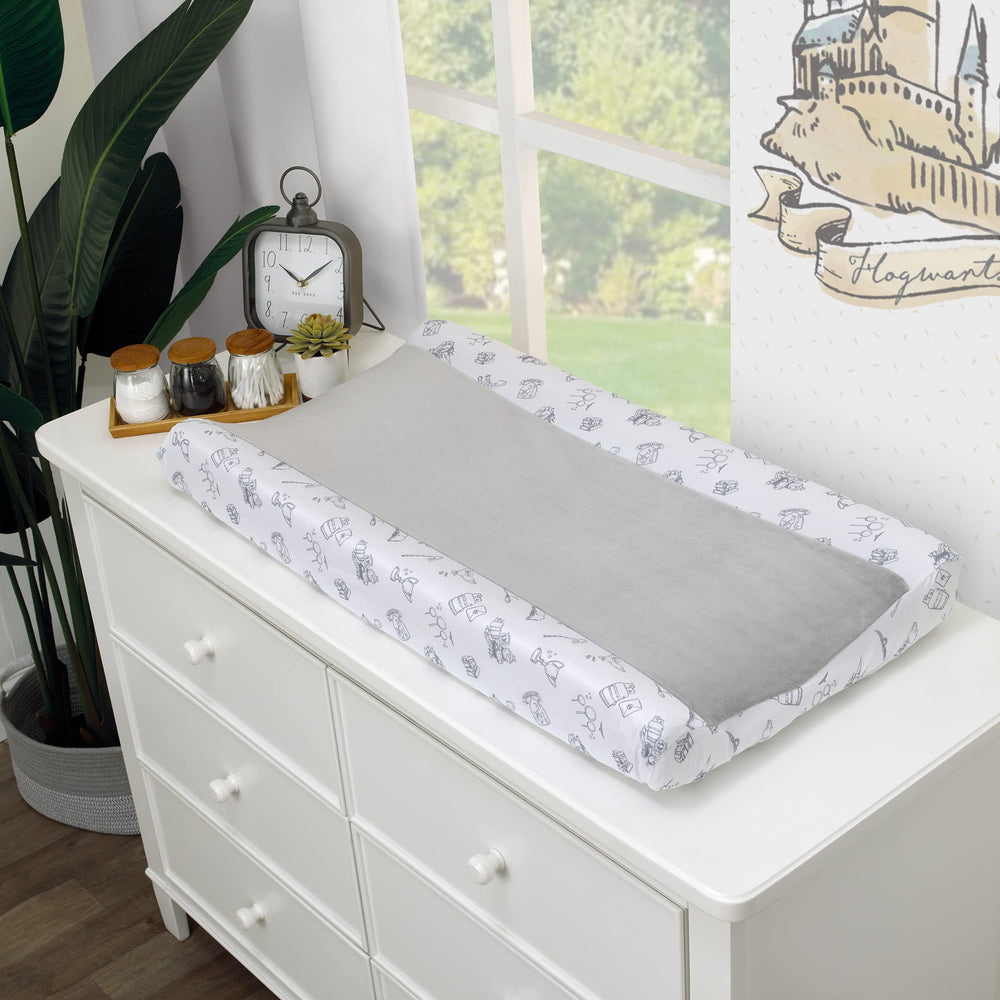 NoJo Harry Potter cover is machine washable for simple care