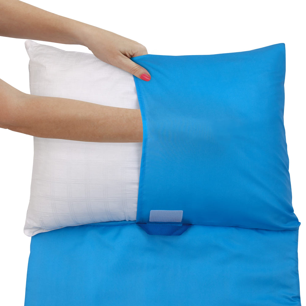 NoJo Batman nap mat built-in handle simplifies carrying between activities.