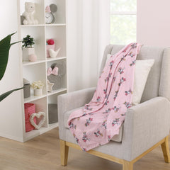 NoJo deluxe Minnie Mouse blanket shown in stroller ride scenario