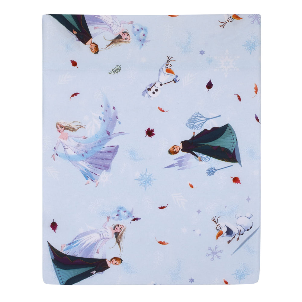 NoJo reversible pillowcase showing two cheerful looks for playful bed décor.