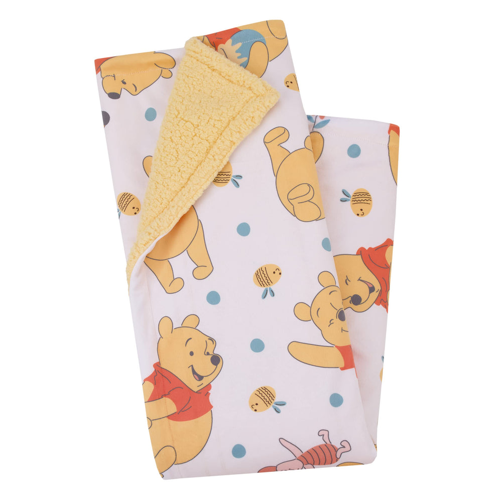 NoJo Disney Winnie The Pooh Summertime Fun 30x40 size—ideal cuddle blanket.