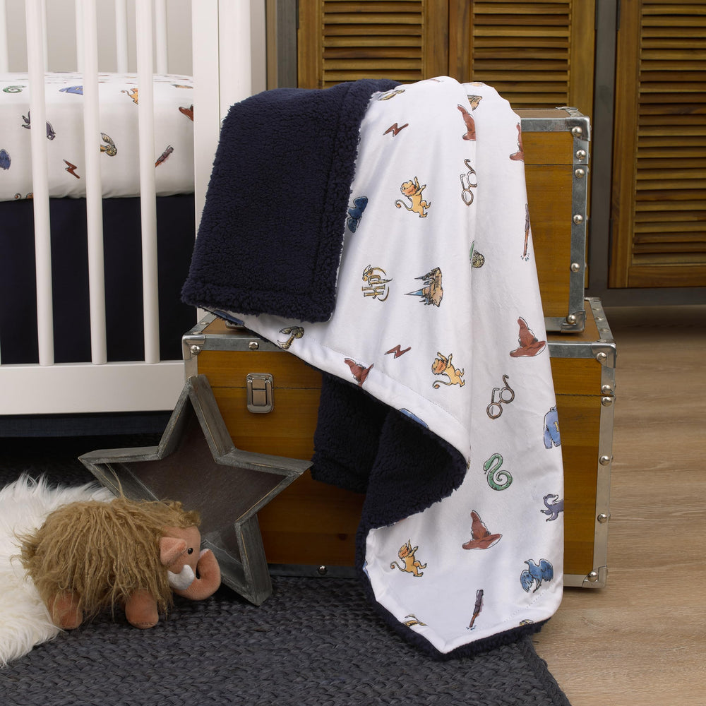 NoJo Harry Potter blanket shows Hogwarts crest details for playful storytelling