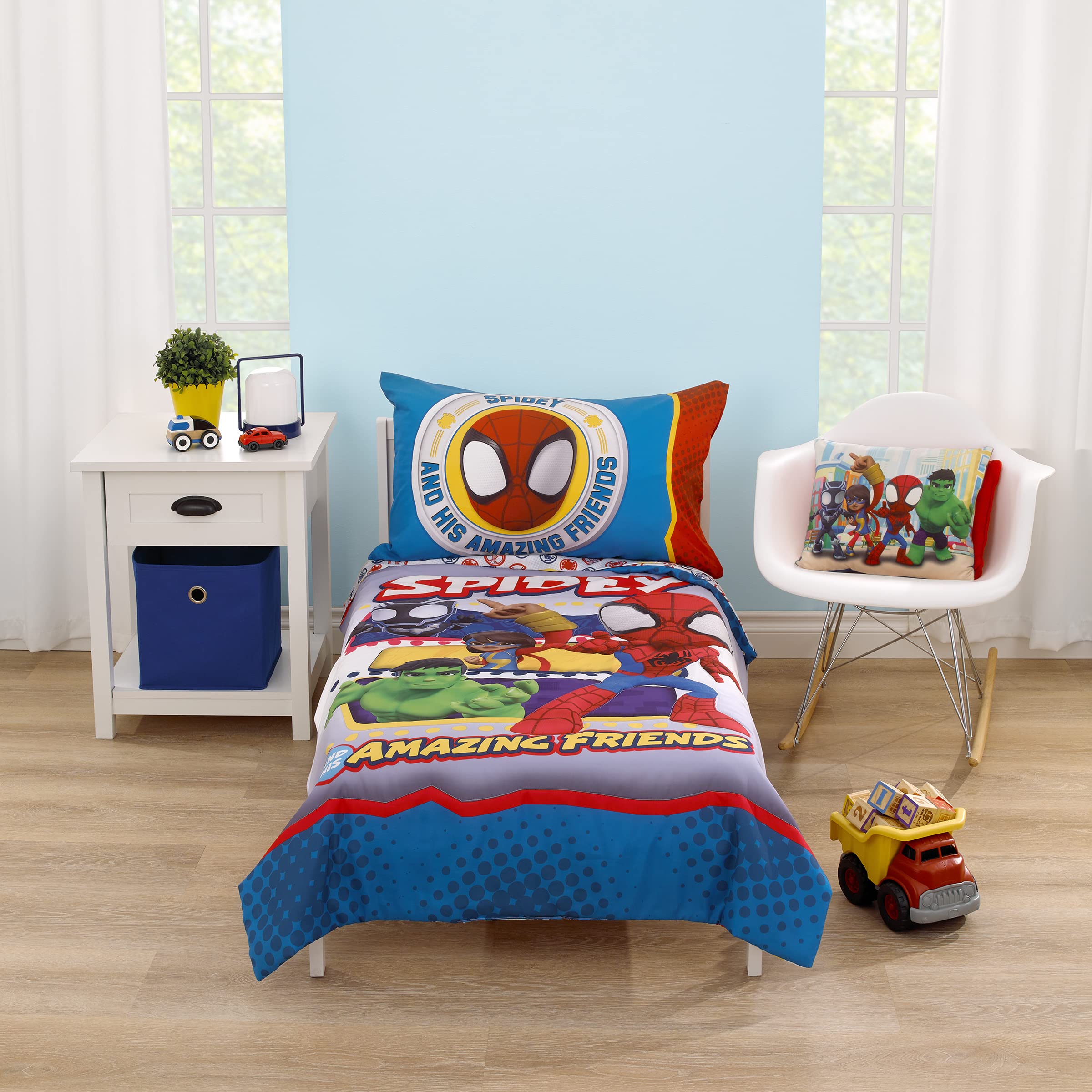 NoJo Marvel Spidey comforter with action heroes encourages imaginative and cozy bedtimes.