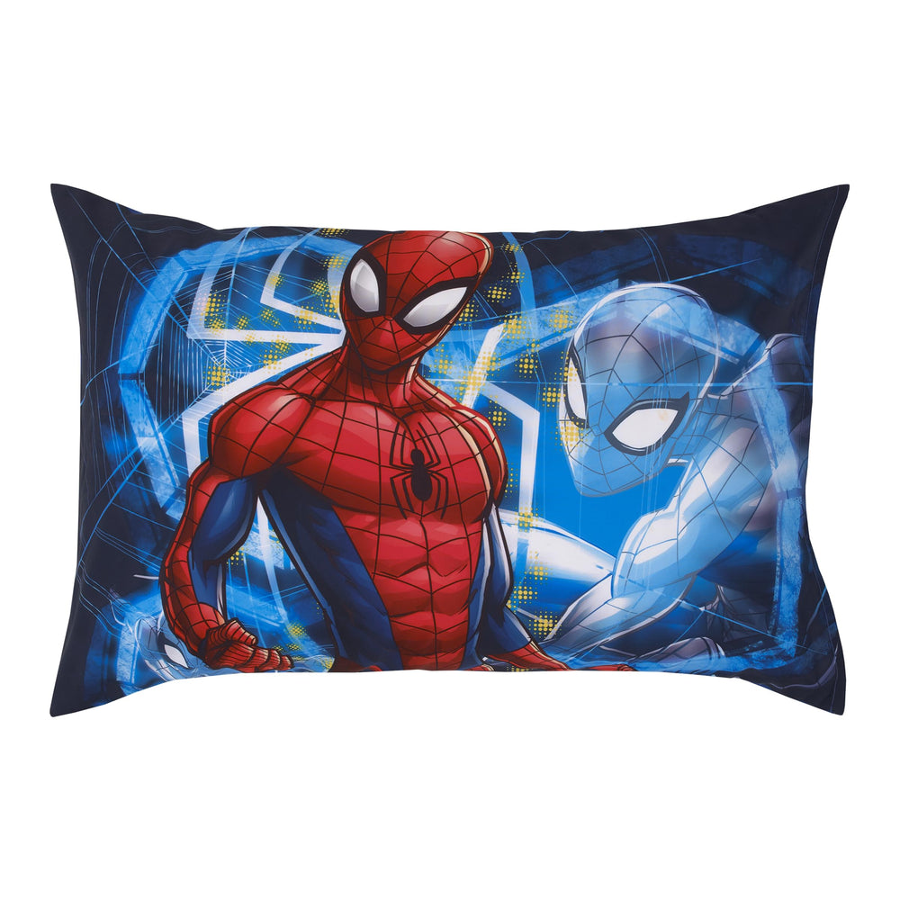 NoJo Spiderman to the Rescue bed set closeup fabric shows durable weave