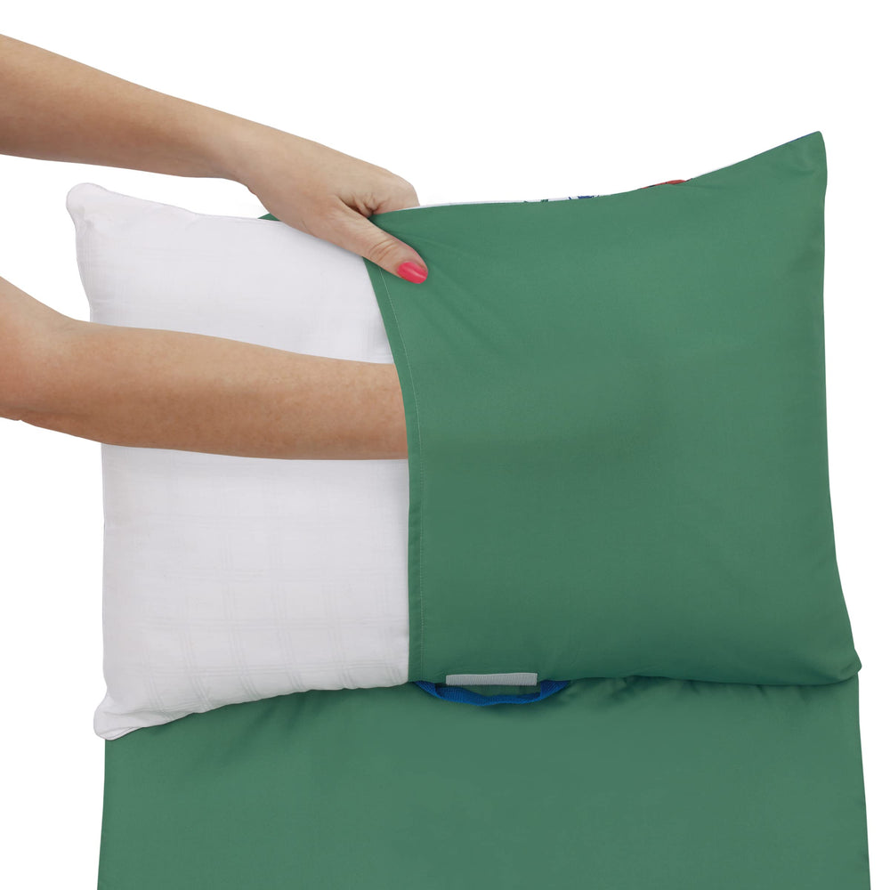 NoJo nap mat laid out for on-the-go daycare naps